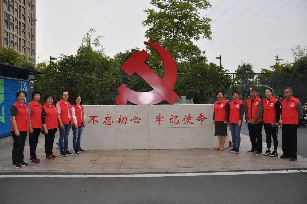 诸葛亮在赤壁之战中借东风，是怎样做到的呢？游戏画面